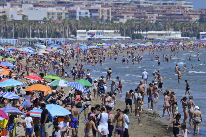 tourist tax news